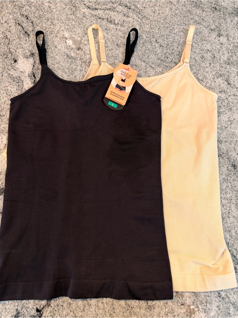 Essentials Seamless Camisole 2-Pack - Black & Cream